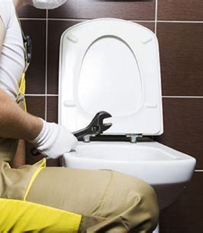 Toilet Repair Installation in Red Oak